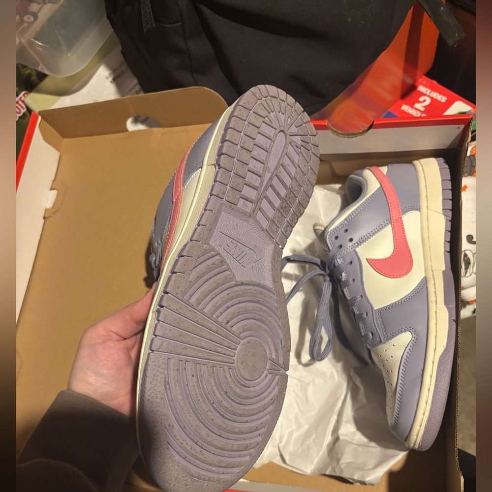 Nike Dunks - Picture 3 of 4